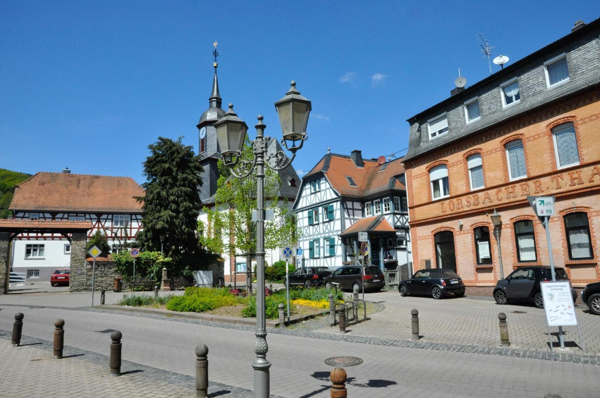 Apartmenthaus Am Zimmerplatz Hofheim am Taunus Ngoại thất bức ảnh